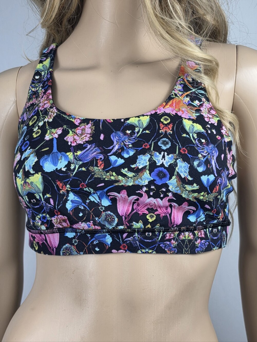 Lululemon Energy Bra Flowerscope Multicolor Floral Size 8 Padded